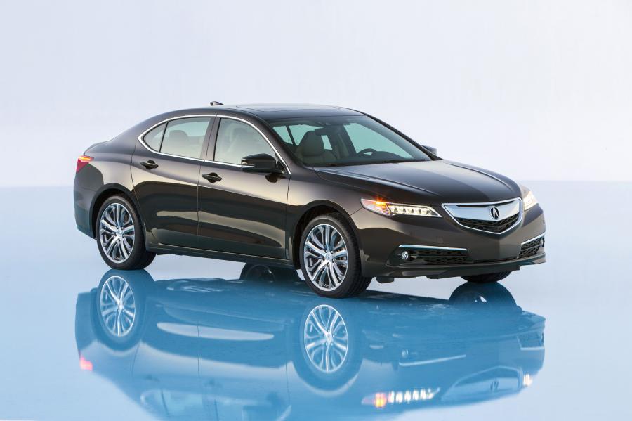  Acura TLX 3.5L V6 SH-AWD 2015 года  (фото 12 из 91)